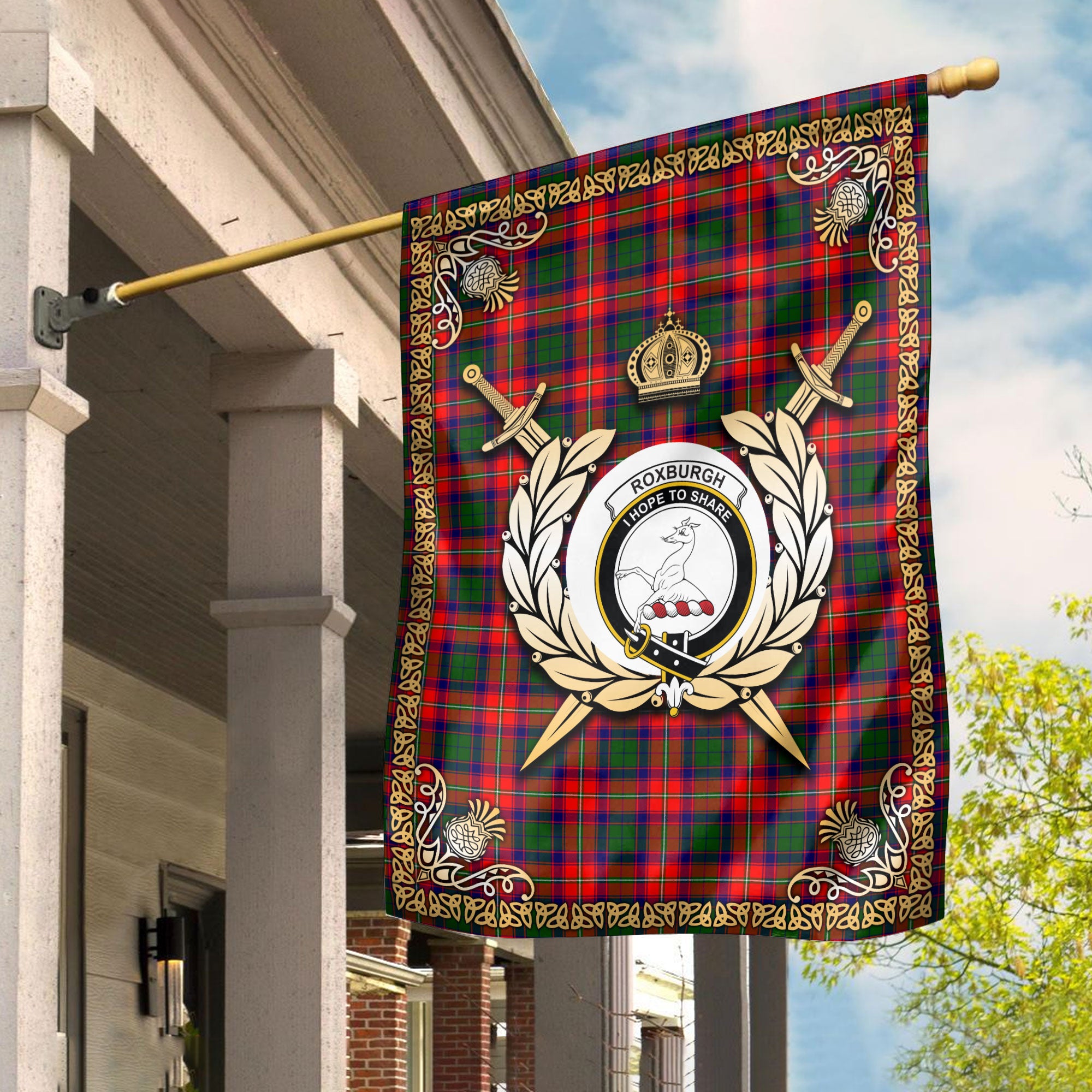 Roxburgh District Tartan Crest Garden Flag – Celtic Thistle Style Fashion